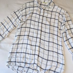 Gianni Bini Bell Wrist Long Sleeve Button Down Shirt